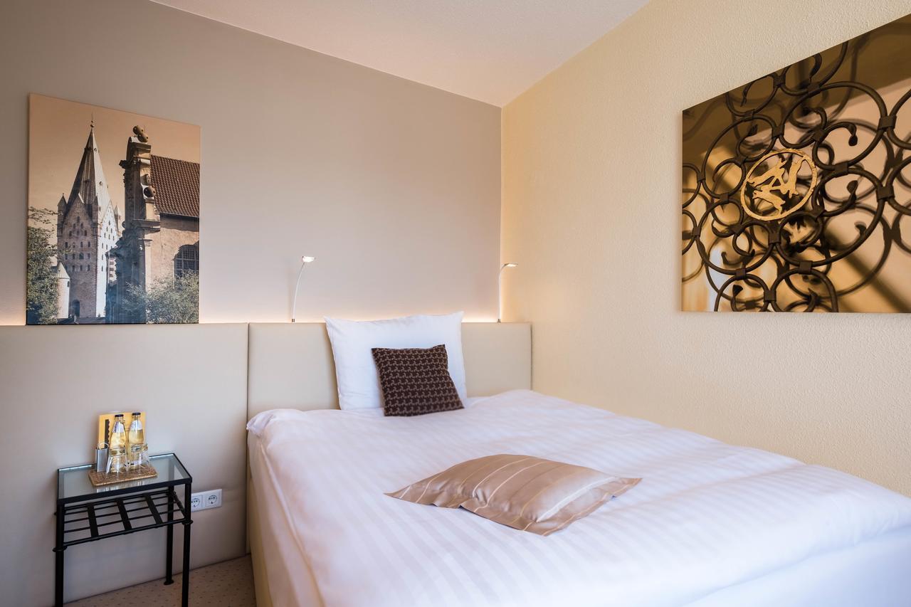 Hotel Zur Muehle Paderborn Dış mekan fotoğraf